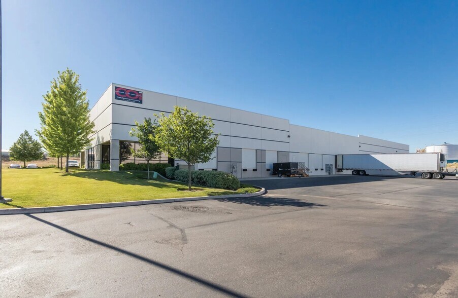 More Photos Of 509-515 W McGregor Dr, Boise Warehouse For Lease