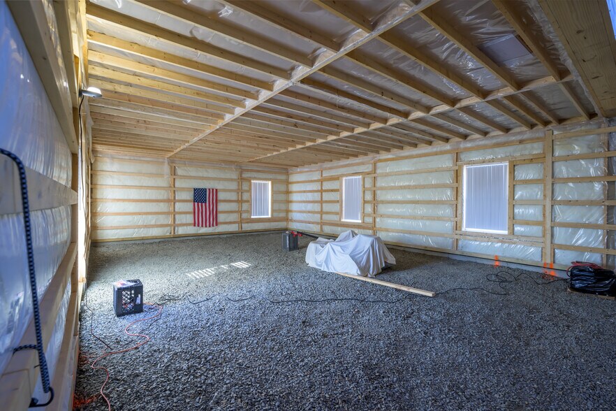 More Photos Of 45 N Centurion Way, Whitehall Airplane Hangar For Sale