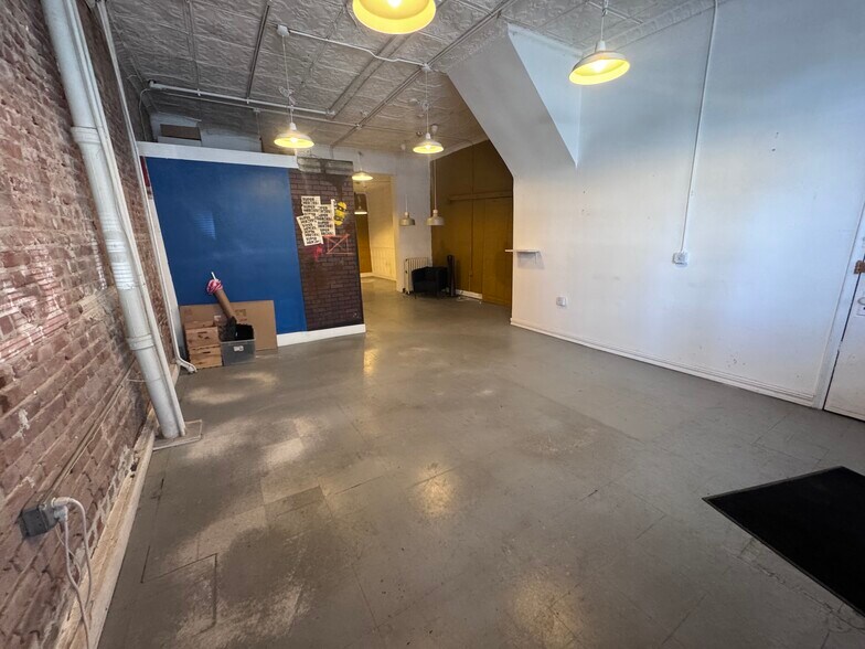 More Photos Of 188 Broadway, Brooklyn Storefront Retail Residential For Lease