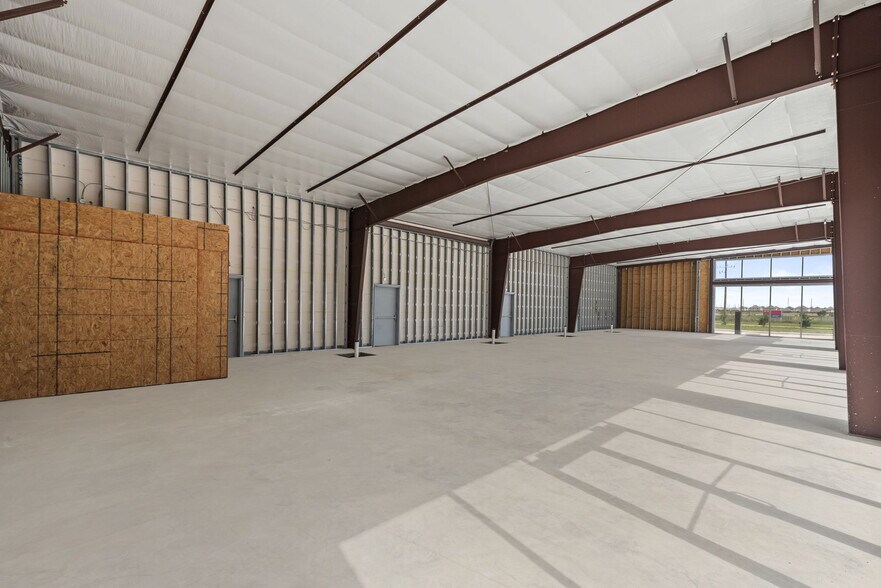 More Photos Of 24515 Morton Rd, Katy Storefront Retail Office For Lease