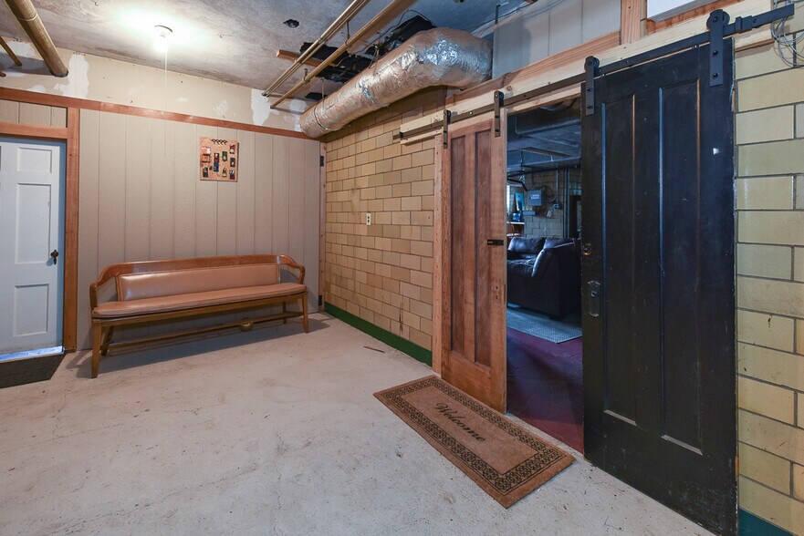 More Photos Of 4403 St Clair Ave, Cleveland Coworking Space