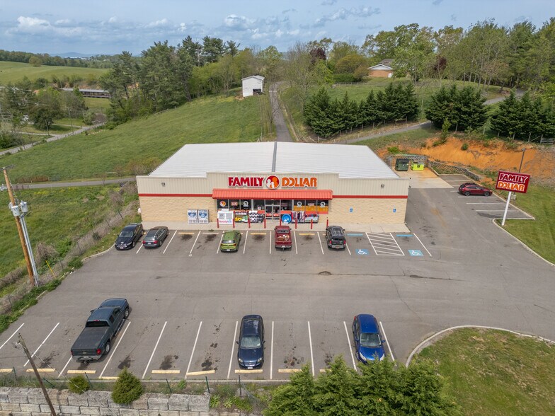 More Photos Of 555 Fort Chiswell Rd, Fort Chiswell Freestanding For Sale