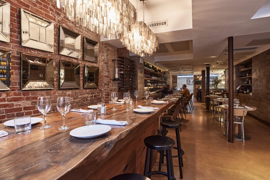 More Photos Of 227 Front St, New York Apartments For Lease