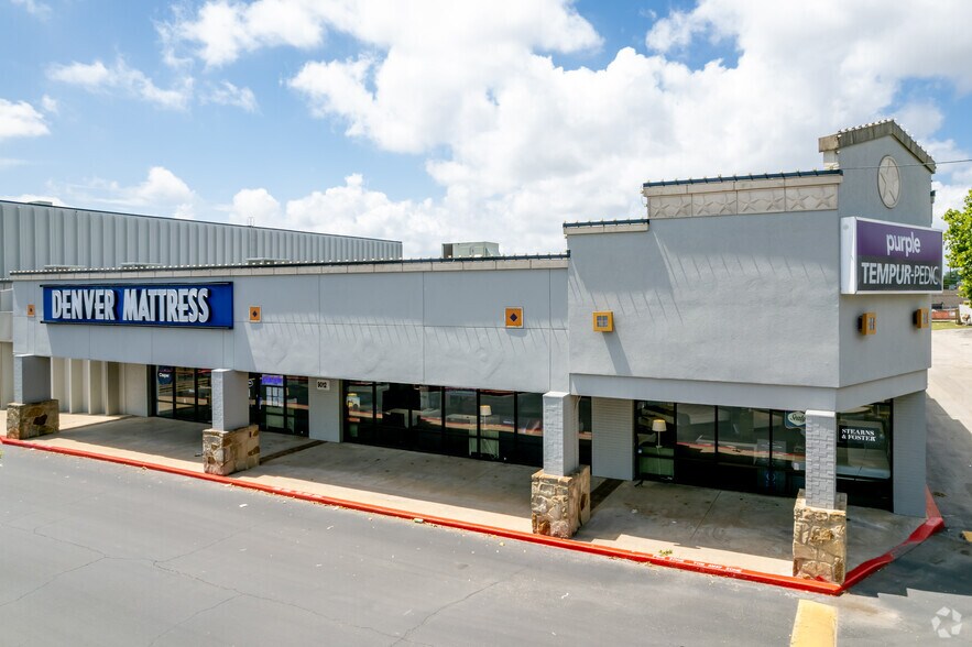 More Photos Of 9012 Research Blvd, Austin Unknown For Lease