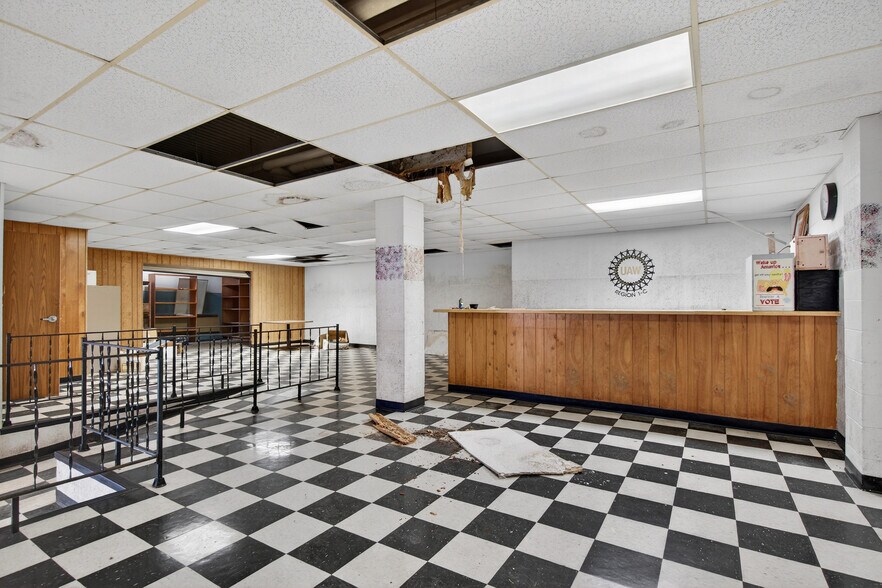 More Photos Of 1002 E South St, Jackson Lodge Meeting Hall For Sale