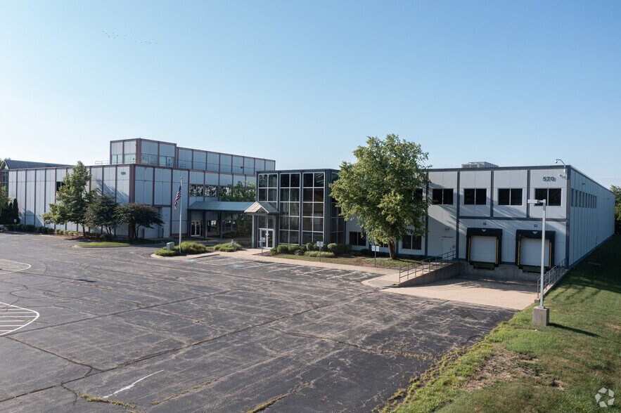 More Photos Of 540 W Northwest Hwy, Barrington Unknown For Lease