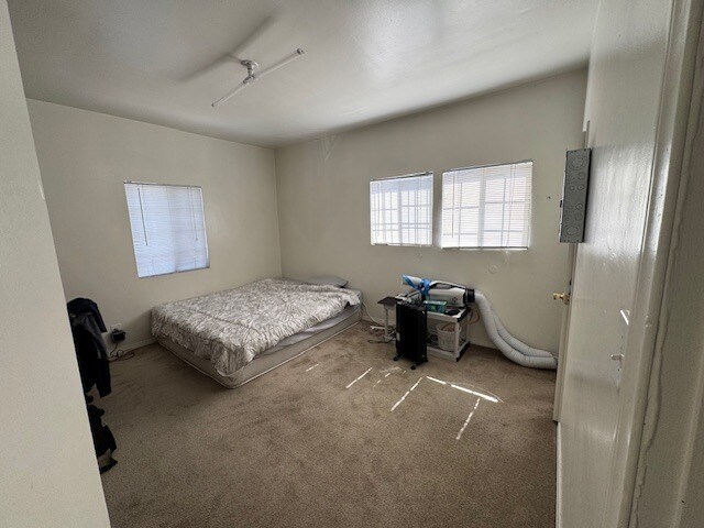 More Photos Of 1451-1453 Malvern Ave, Los Angeles Warehouse For Sale