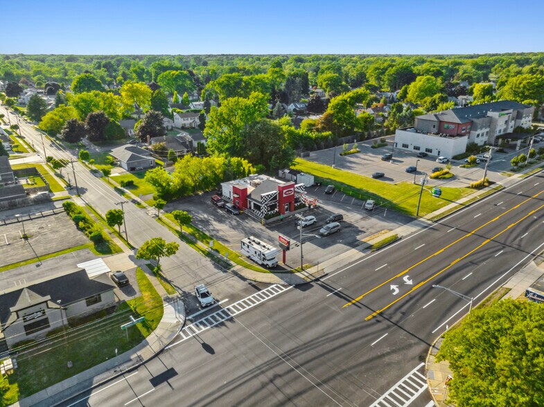 More Photos Of 2374 Niagara Falls Blvd, Tonawanda Restaurant For Sale