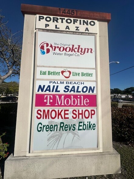 More Photos Of 14451 S Military Trl, Delray Beach Freestanding For Lease