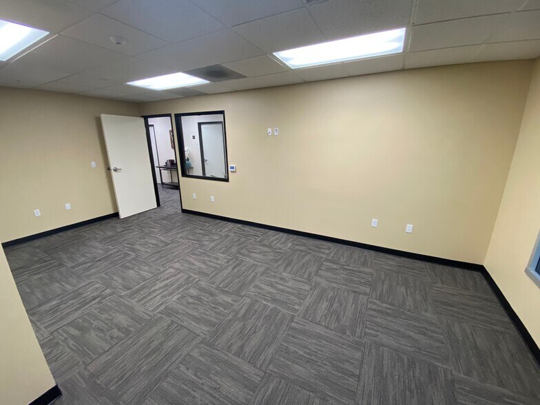 More Photos Of 3186 Vista Way, Oceanside Office For Sale