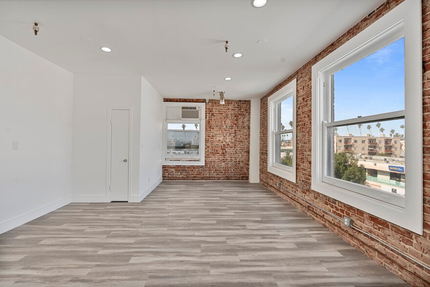 Photo of 4th Floor Ste 410