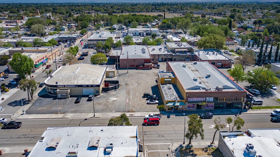 More Photos Of 104-126 W 11th St, Tracy Freestanding For Sale