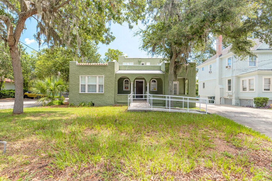Primary Photo Of 519 S Ridgewood Ave, Daytona Beach Office For Sale
