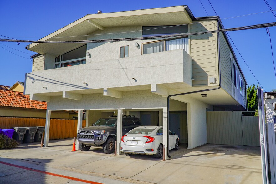 More Photos Of 209-217 C Ave, Coronado Apartments For Sale