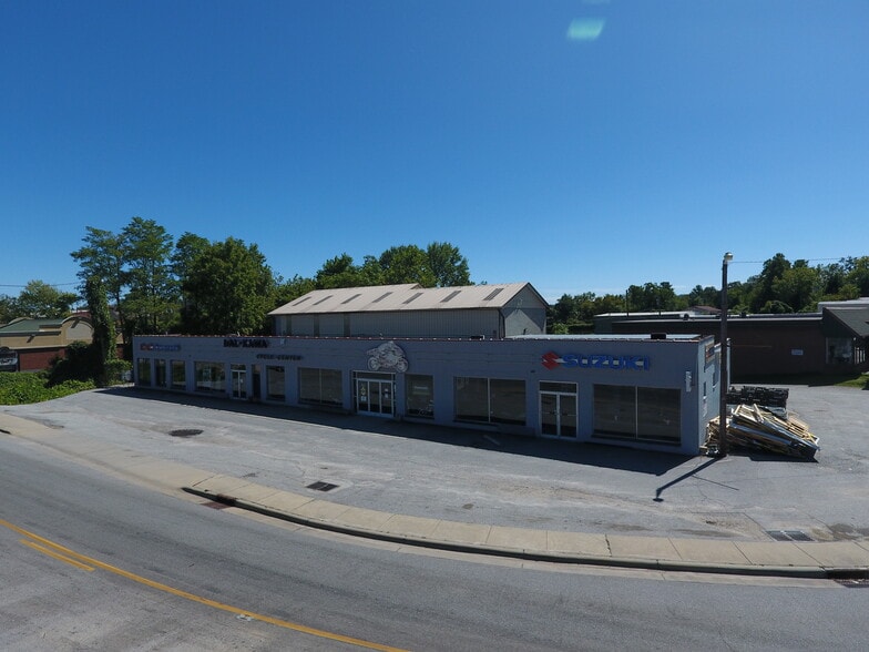 More Photos Of 312 Kanuga Rd, Hendersonville Auto Dealership For Lease