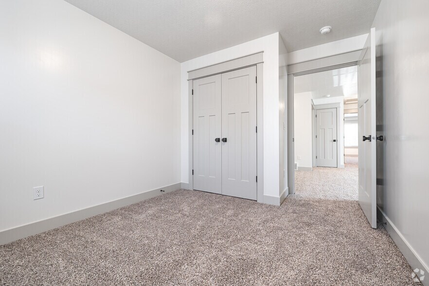 More Photos Of 2100 North Highway 89 Highway, Harrisville Apartments For Sale