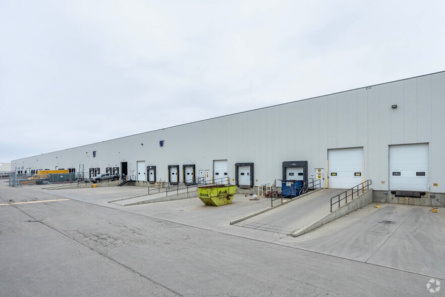 More Photos Of 11203-11263 186th St, Edmonton Unknown For Lease