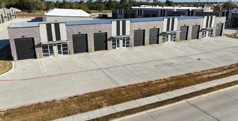 Primary Photo Of 32202 Hunt Rd, Brookshire Warehouse For Sale