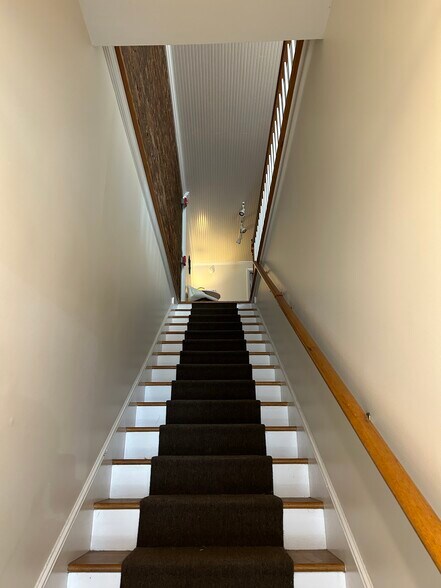 More Photos Of 414 Main St, Franklin General Retail For Sale