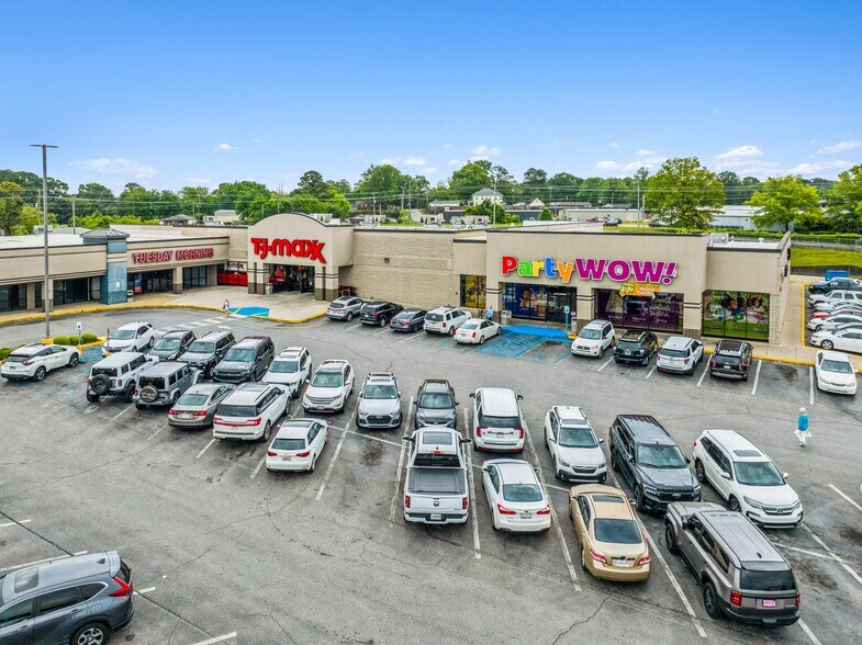 More Photos Of 111-191 Cox Creek Pky S, Florence Storefront For Sale