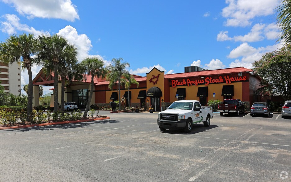 More Photos Of 7516 W Irlo Bronson Memorial Hwy, Kissimmee Restaurant For Lease