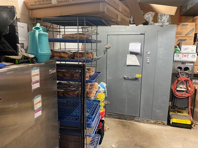 More Photos Of 1307 Castle Rock St, Quinter Freestanding For Sale