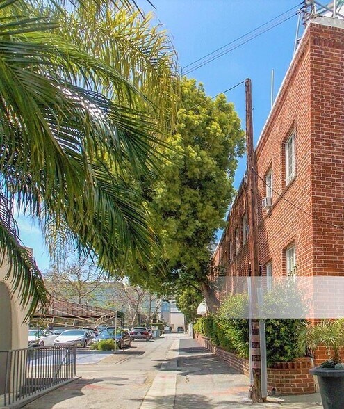 More Photos Of 9730-9732 Wilshire Blvd, Beverly Hills Medical For Lease