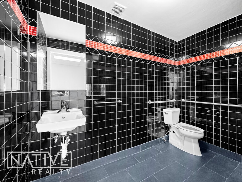 More Photos Of 3451-3481 N Andrews Ave, Oakland Park Storefront Retail Office For Lease