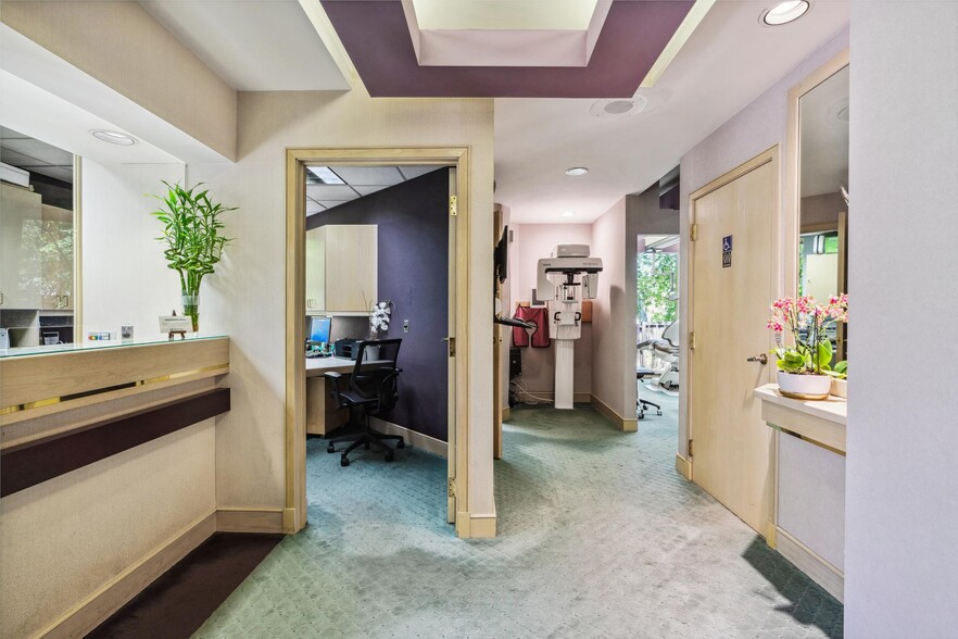 More Photos Of 1802 San Miguel Dr, Walnut Creek Medical For Sale