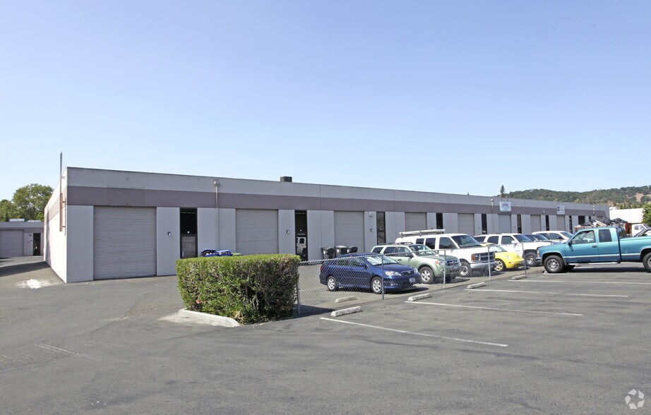 More Photos Of 520 California Blvd, Napa Warehouse For Sale