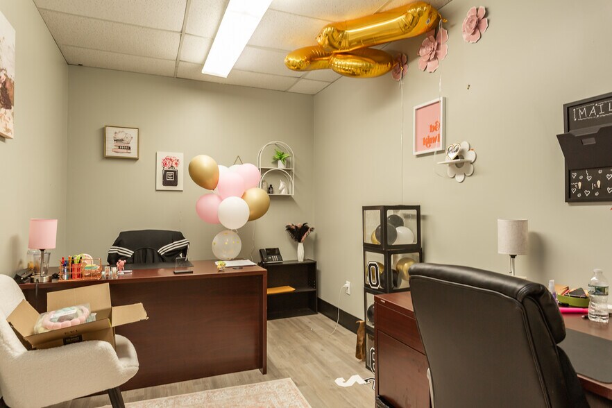 More Photos Of 5 Dover St, New Bedford Office Residential For Sale