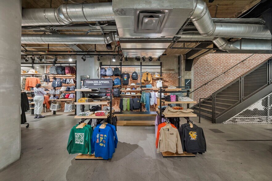 More Photos Of 808 S Broadway, Los Angeles Office For Lease