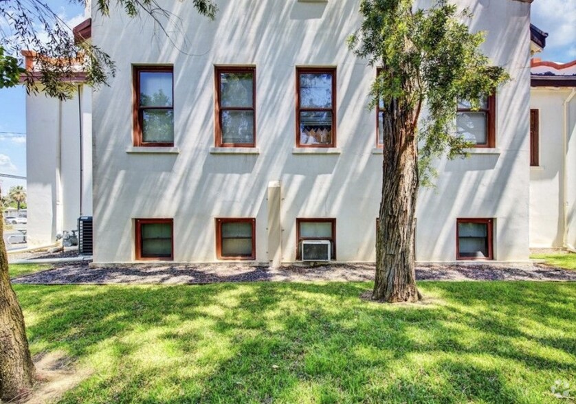 More Photos Of 618 4th St, Corning Office For Sale