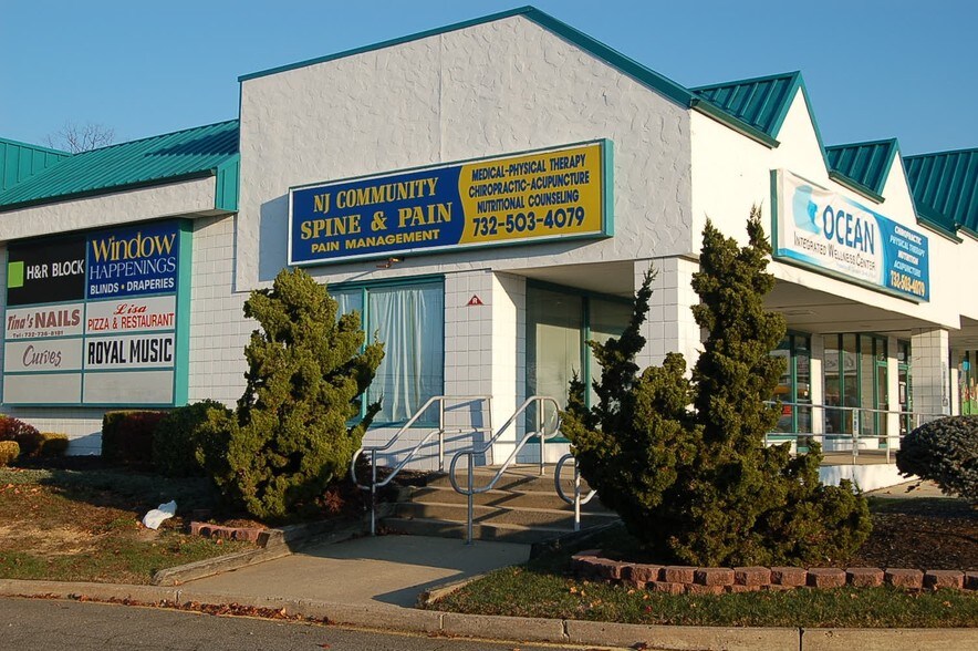 More Photos Of 864 Route 37 W, Toms River Freestanding For Lease