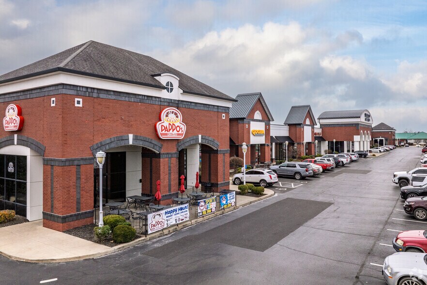 More Photos Of 900 E Battlefield St, Springfield General Retail For Lease