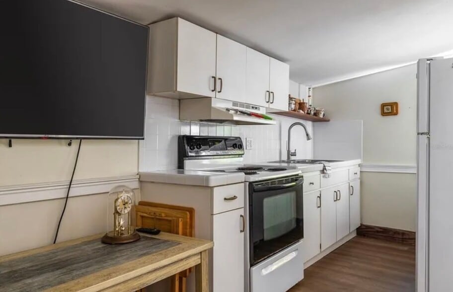 More Photos Of 236 W North St, Tampa Multifamily For Sale