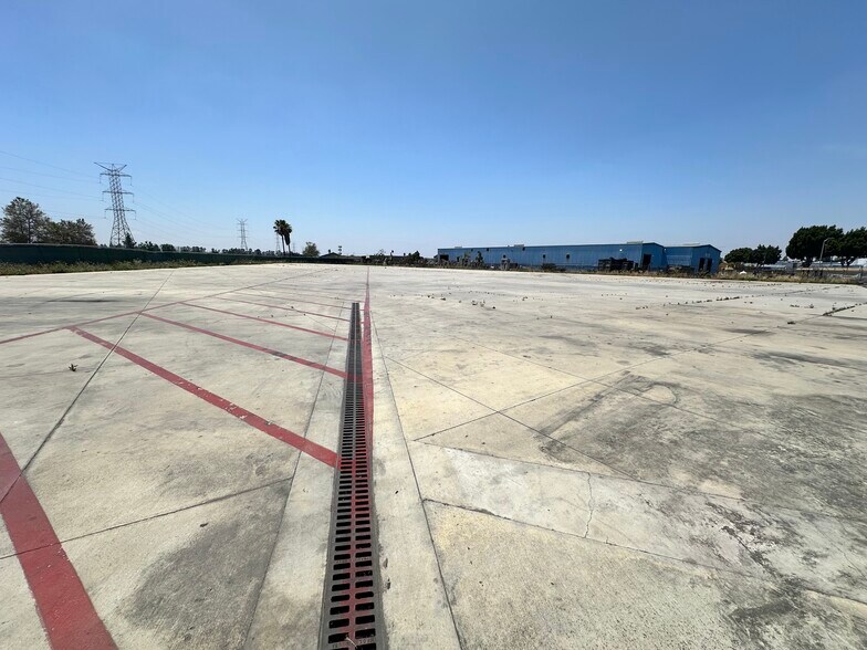 More Photos Of 9701 Bluff Rd, Downey Land For Sale