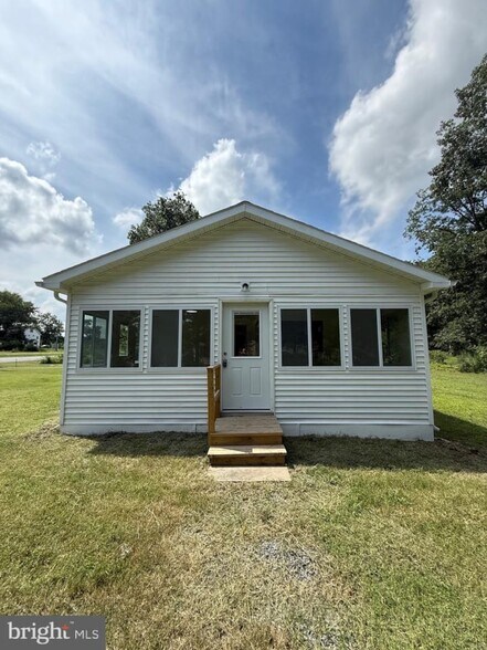 More Photos Of 14679 Coastal Hwy, Milton Office For Lease