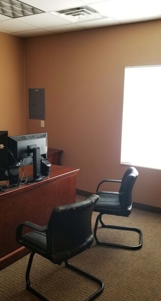 More Photos Of 3601 18th St S, Saint Cloud Showroom For Sale