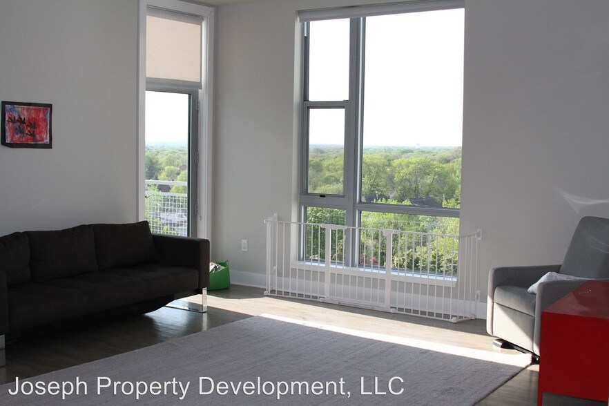 More Photos Of 4175 N Oakland Ave, Shorewood Multifamily For Sale
