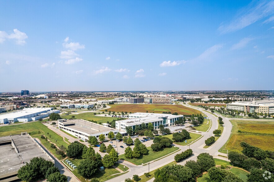 More Photos Of 5501 Headquarters Dr, Plano Office For Lease