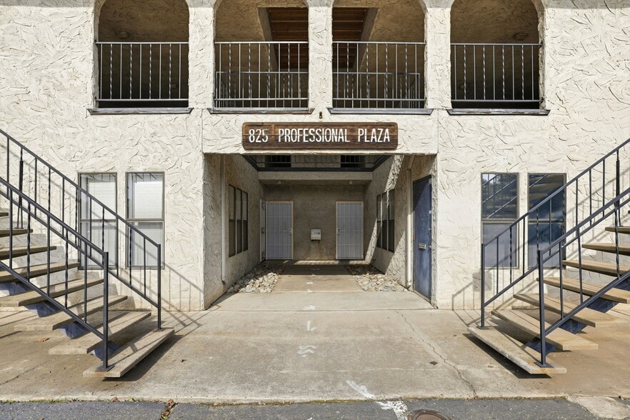More Photos Of 825 9th St, Marysville Medical For Sale