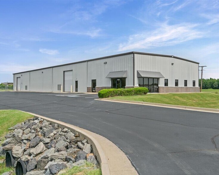 Primary Photo Of 3592 Arkansas 367, Searcy, AR, USA, Searcy Warehouse For Sale