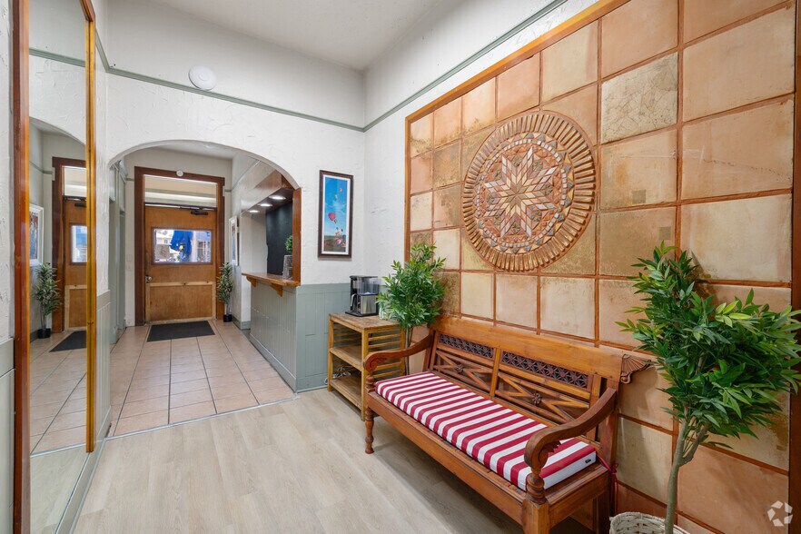 More Photos Of 3942 8th Ave, San Diego Apartments For Sale