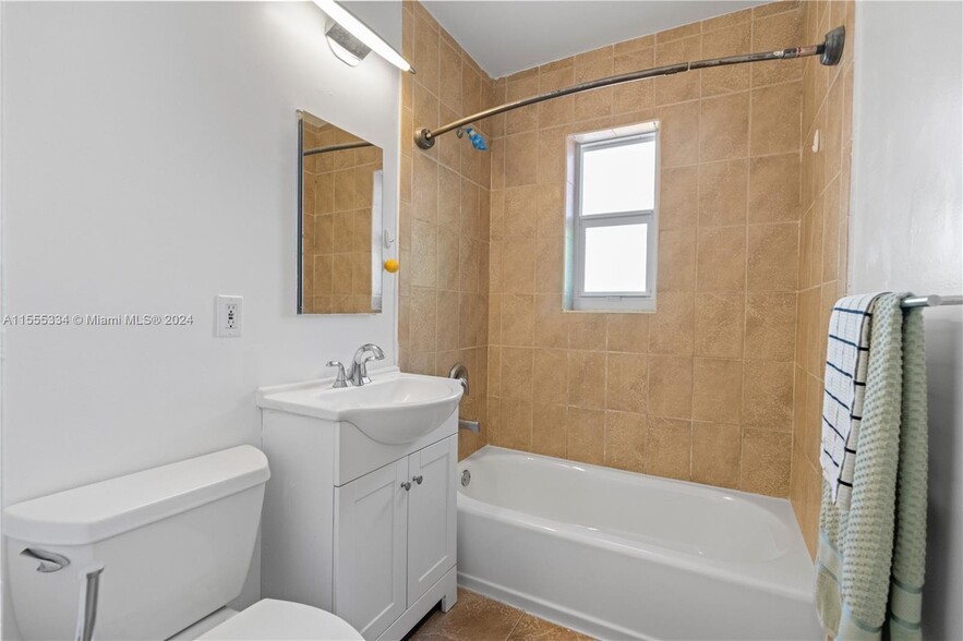 More Photos Of 1105 NE 119th St, Biscayne Park Apartments For Sale