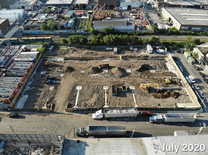 Primary Photo Of 568 Meserole St, Brooklyn Warehouse For Lease