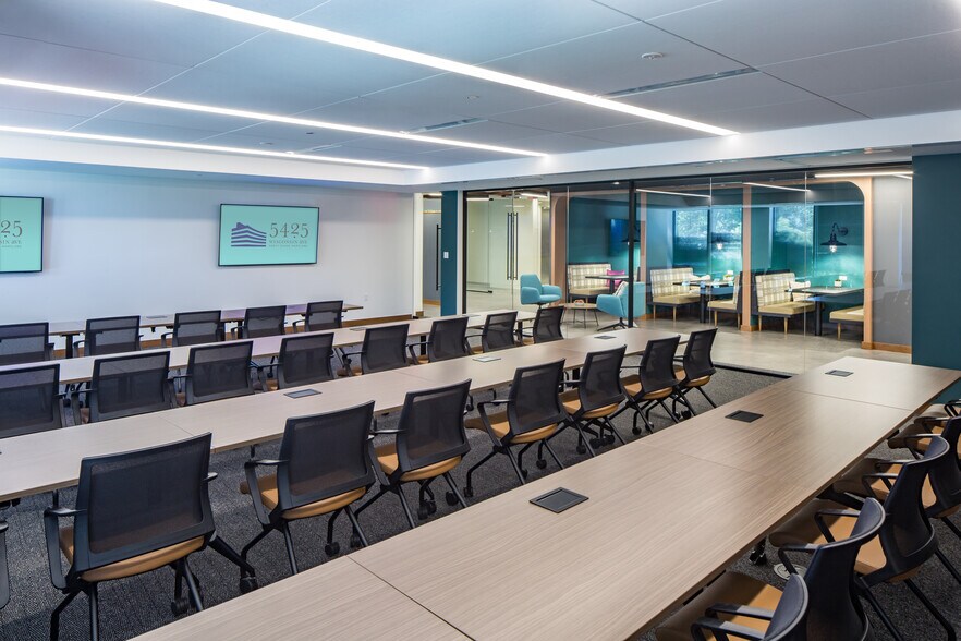 More Photos Of 5425-5481 Wisconsin Ave, Chevy Chase Unknown For Lease