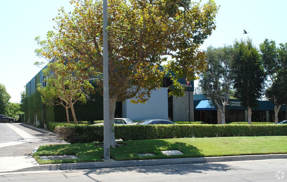 More Photos Of 16662-16672 Millikan Ave, Irvine Manufacturing For Lease