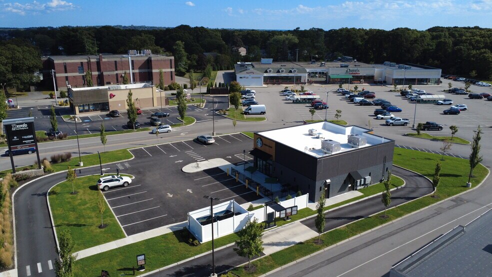 More Photos Of 2574 W Shore Rd, Warwick General Retail For Lease