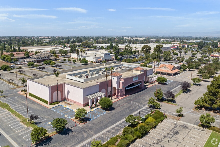 More Photos Of 1521 S Bradley Rd, Santa Maria Movie Theatre For Sale